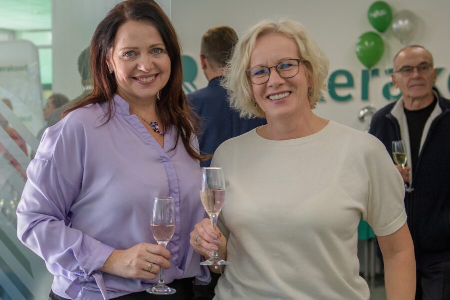 Anneli Ott ja Monika Haukanõmm